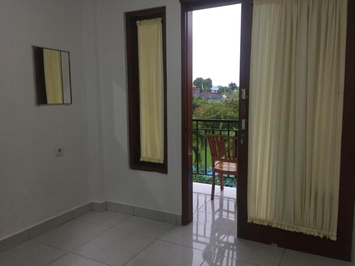 Pondok Sariqu Ξενοδοχείο Legian Εξωτερικό φωτογραφία